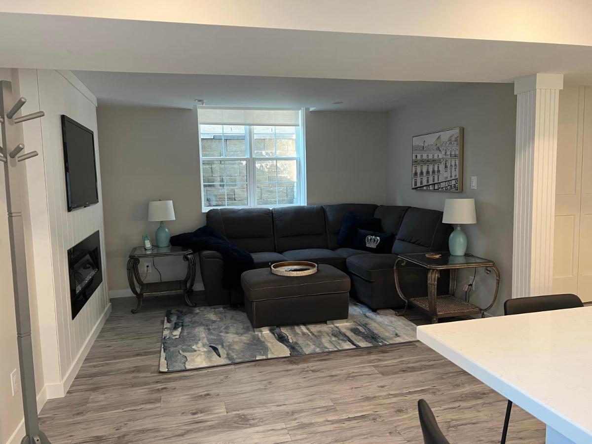 The Croft House - 2 Bedroom 1 Bathroom Suite バーリントン エクステリア 写真